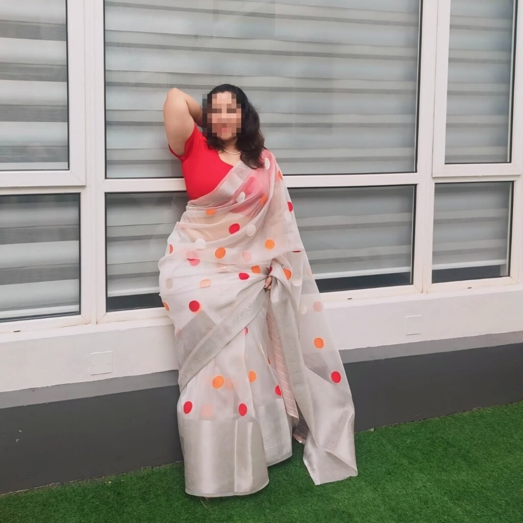 69, COWGIRL, REVERSE 😋 NURU 😋 Provided by Slut wife as Escorts in Hyderabad